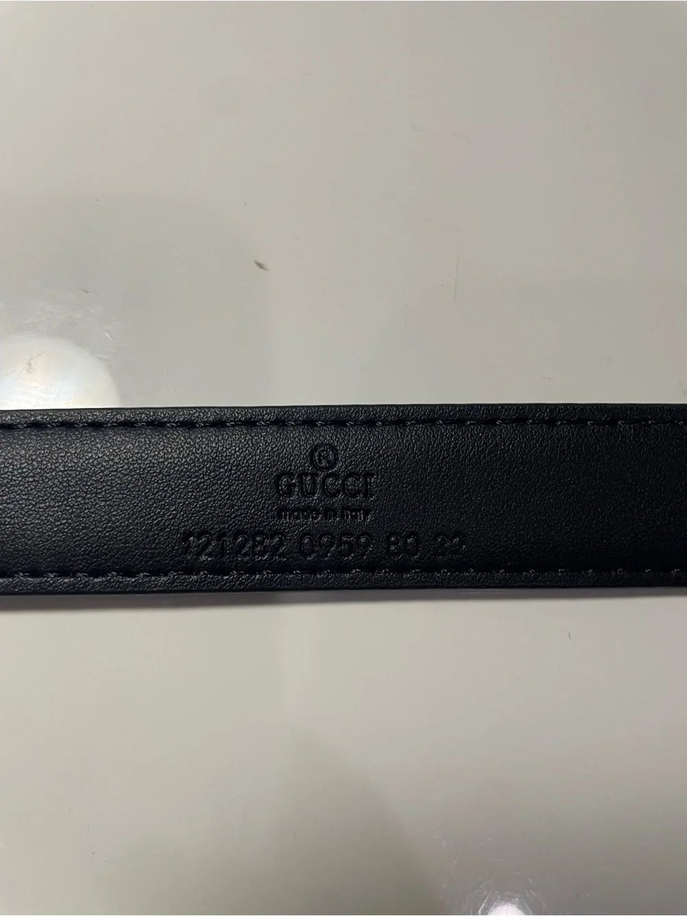 Gucci Black Leather Belt Size 80 / 32 - Serial 121282 0959